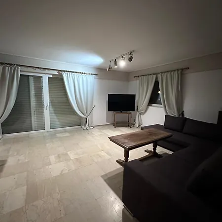 Alimos Cozy Apartment